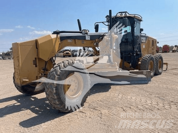 CAT 320 Pásové rýpadlá
