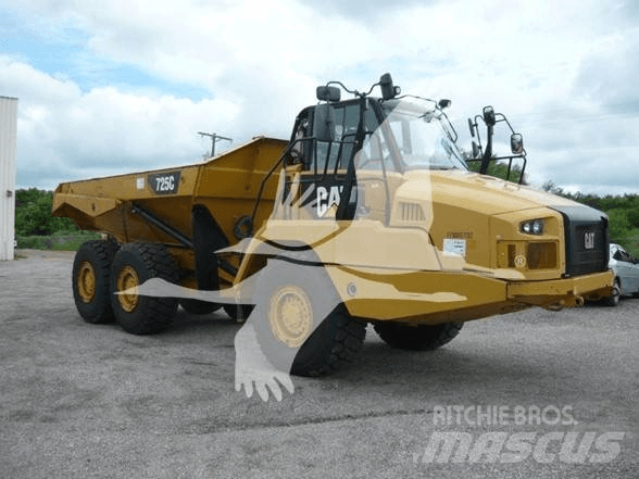 CAT 725C2 Kĺbové nákladné autá