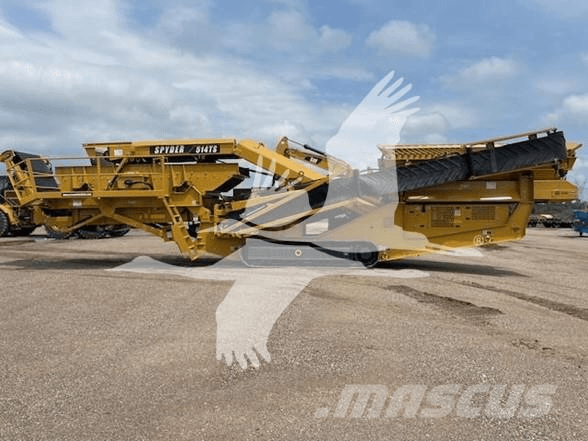 CAT 966M Kolesové nakladače