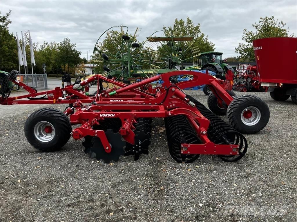 Horsch Joker 6 RT Tanierové brány