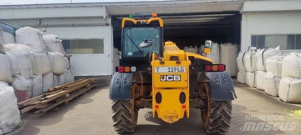 JCB 531-70 Teleskopické manipulátory