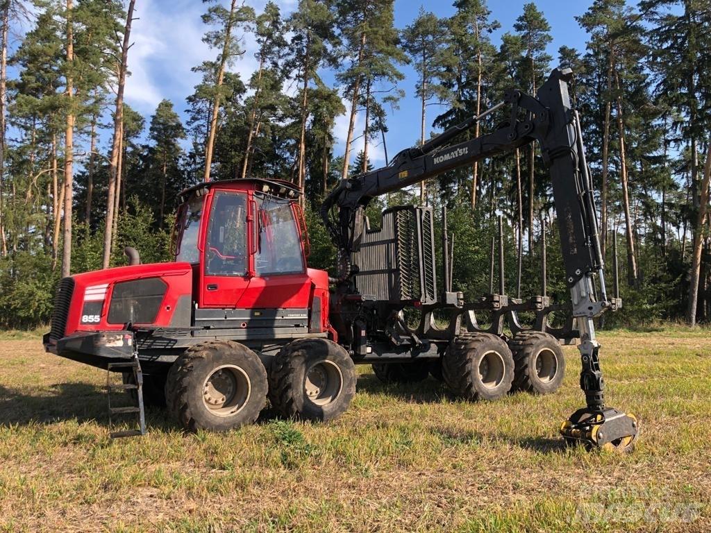 Komatsu 855 Lesné traktory