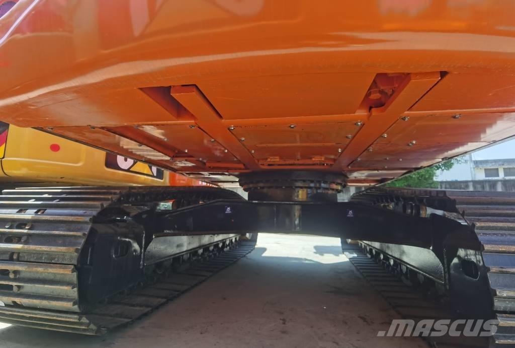 Doosan DX 225 LC Pásové rýpadlá