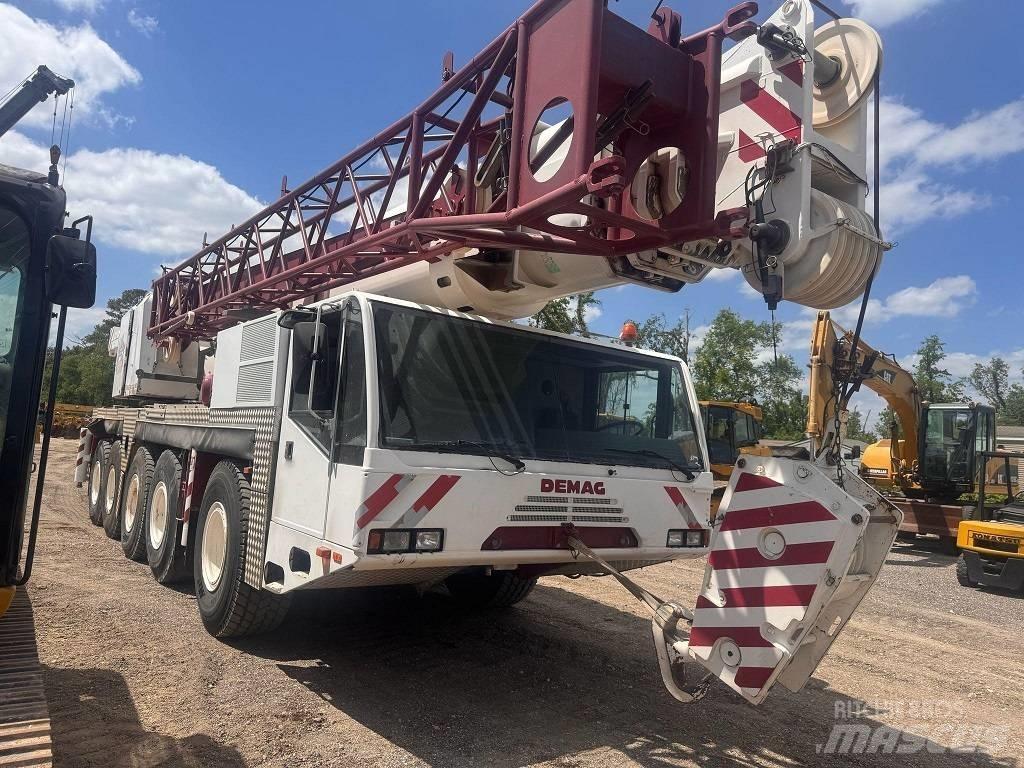 Demag AC 100L Univerzálne terénne žeriavy