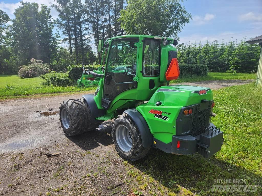 Avant 860 i Kolesové nakladače