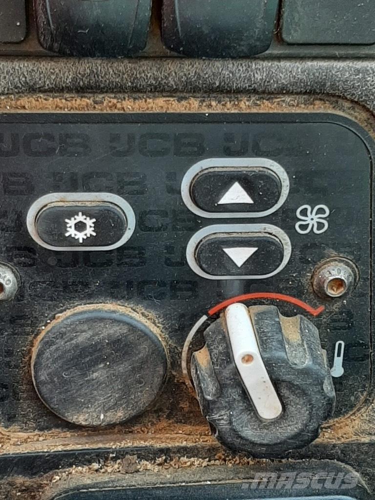 JCB 540-140 Teleskopické manipulátory