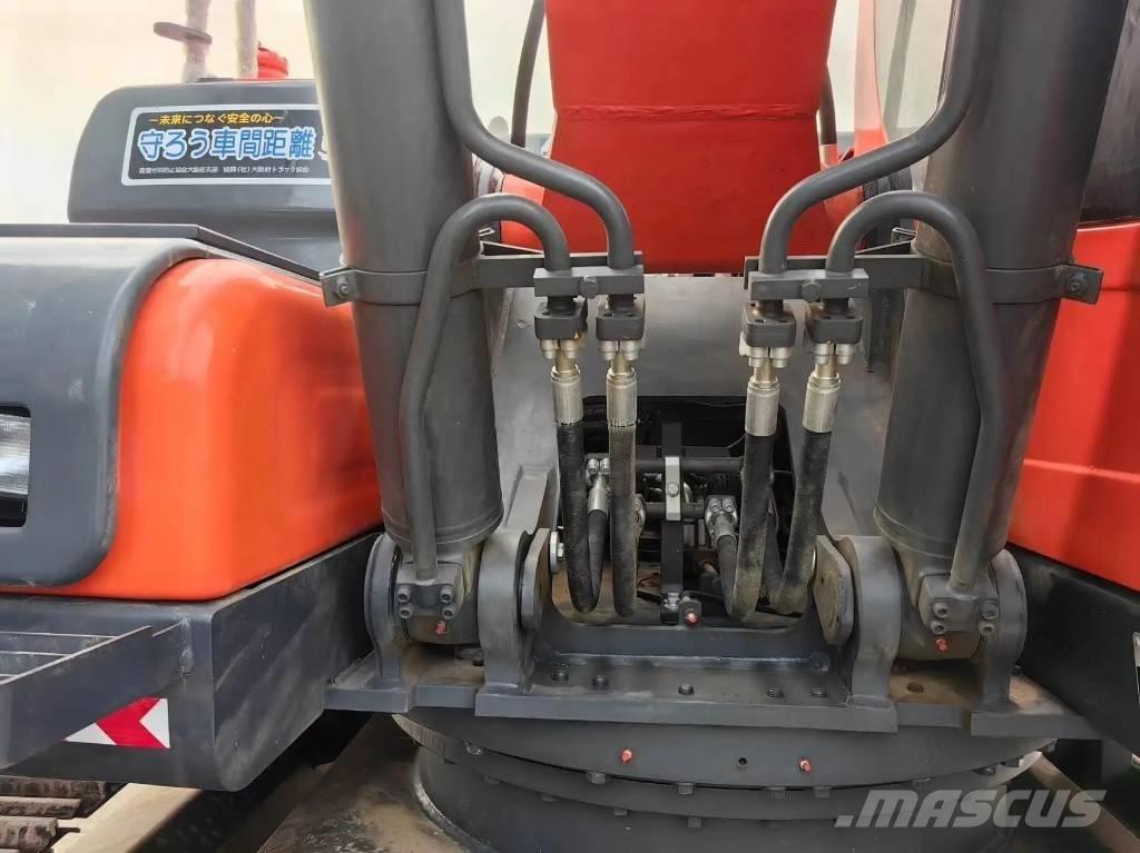 Doosan DX225LC-9C Pásové rýpadlá
