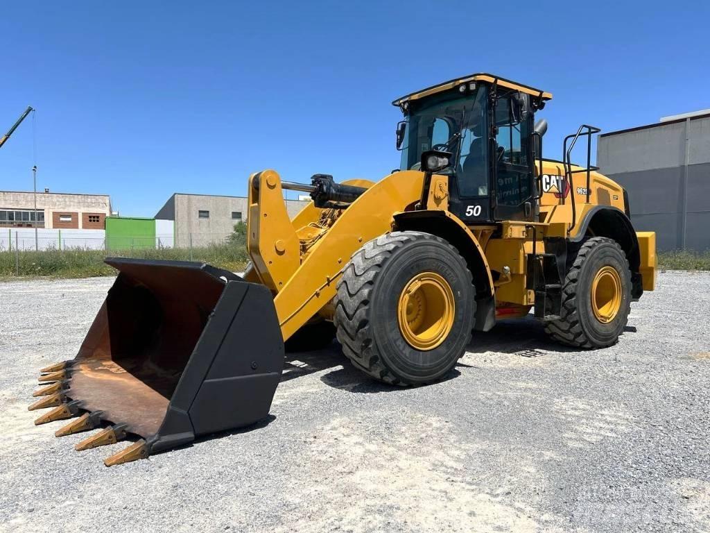 CAT 962 M Kolesové nakladače