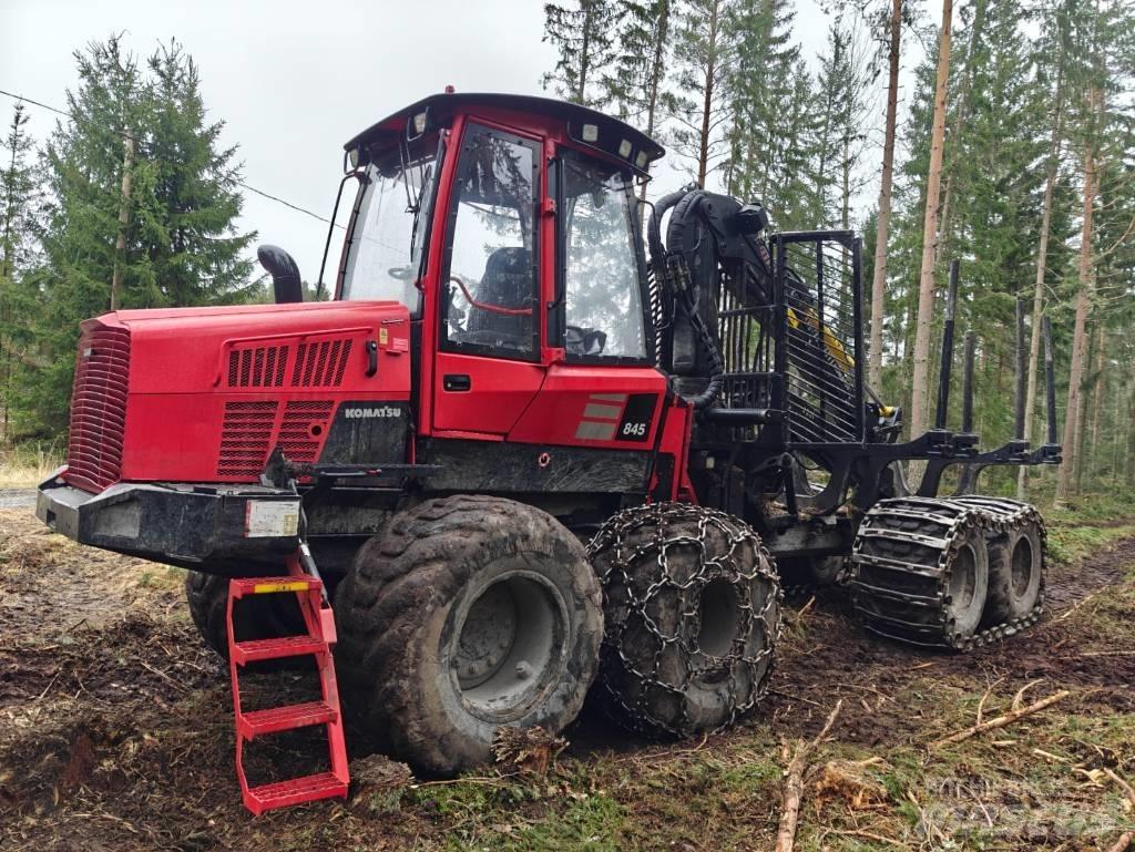 Komatsu 845 Lesné traktory