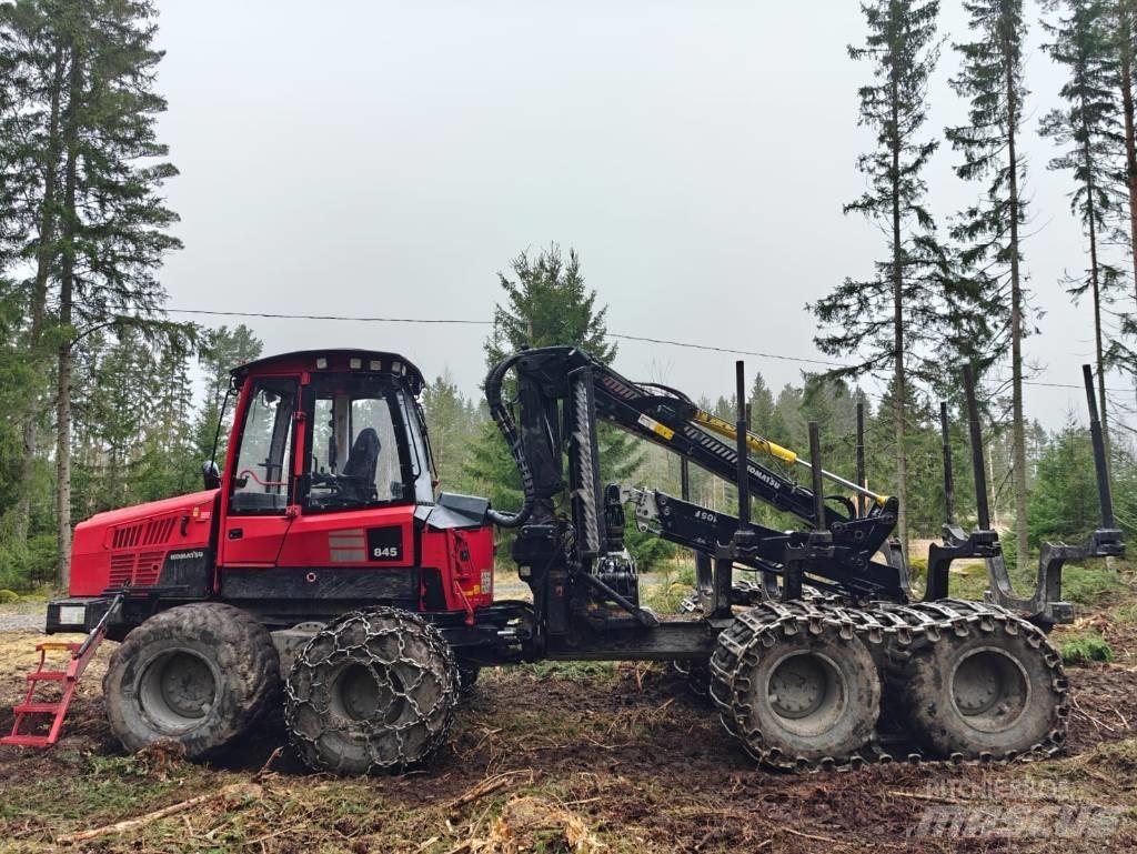 Komatsu 845 Lesné traktory
