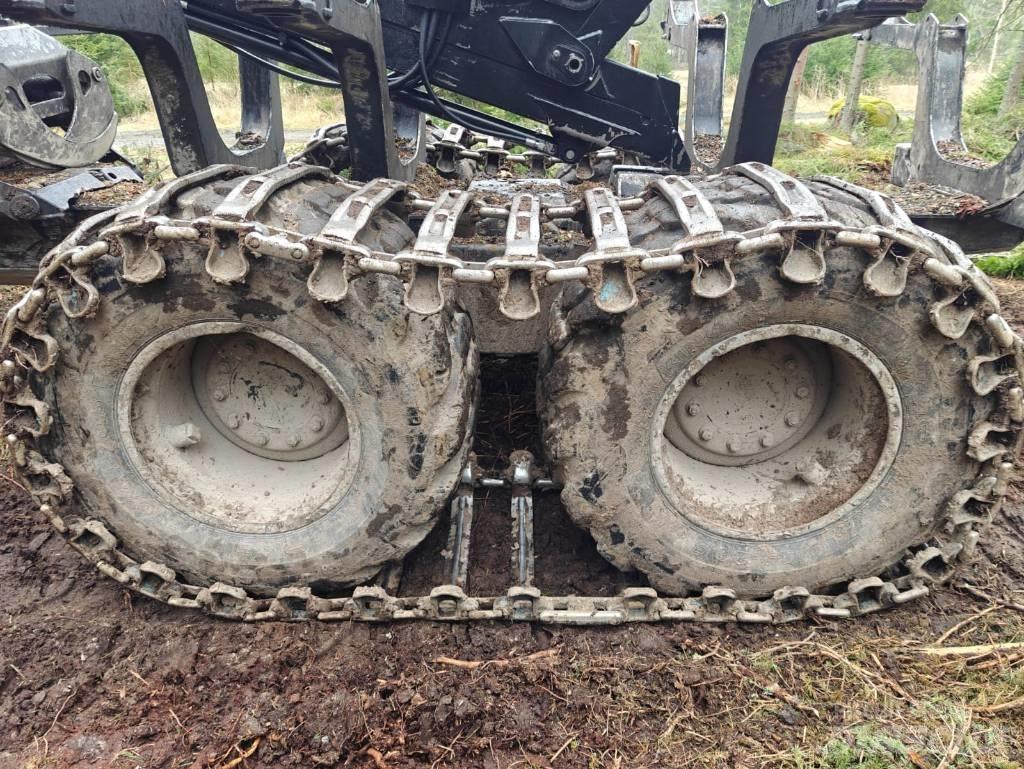 Komatsu 845 Lesné traktory