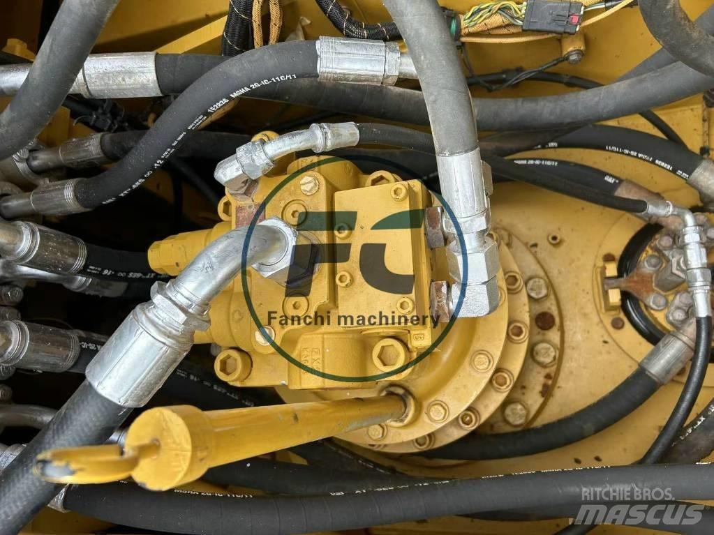 CAT 320 GC Pásové rýpadlá