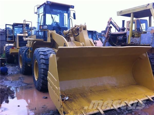 CAT 966 G Kolesové nakladače
