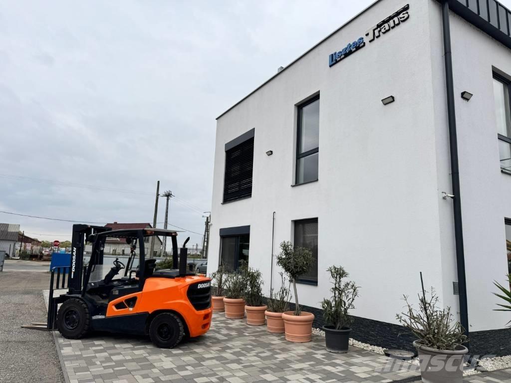 Doosan D 50,  130üó!!! 5t Dieselové vozíky