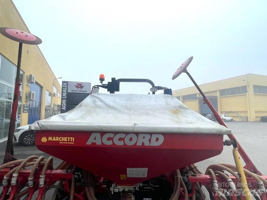 Accord DL 45 Mechanické sejačky