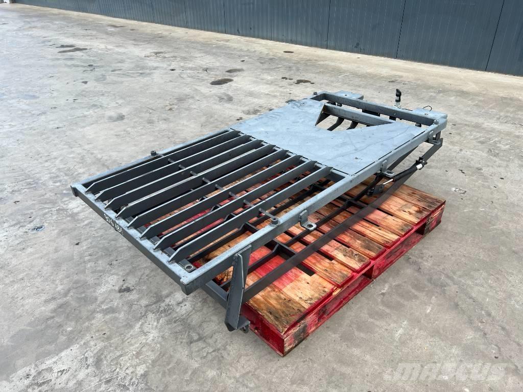 Doosan DX180 / DX225 Kabíny a interiér