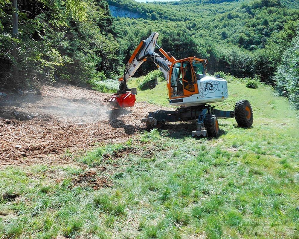 Euromach R125 Obojživelná rýpadlá