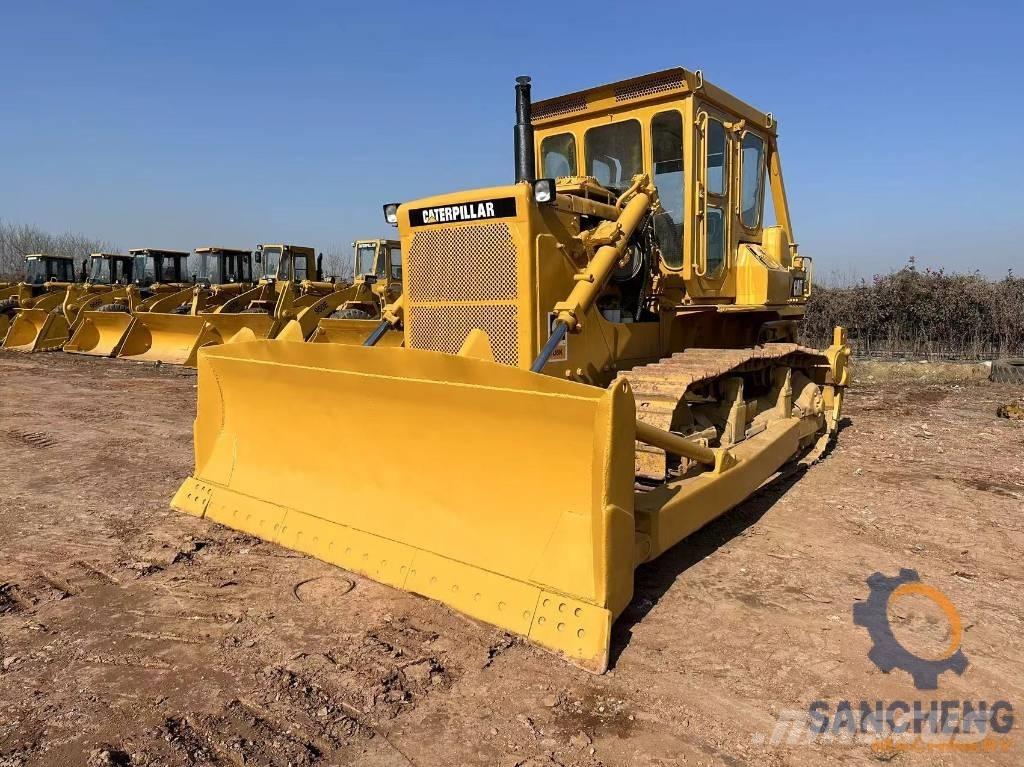 CAT D 8 K Pásové dozéry
