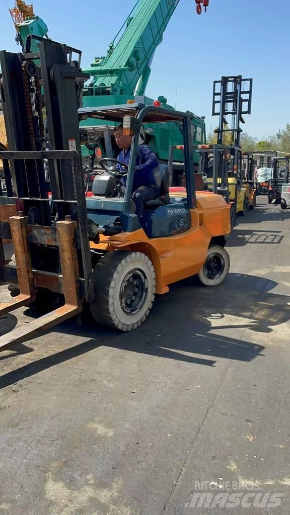 Toyota 5 ton Dieselové vozíky