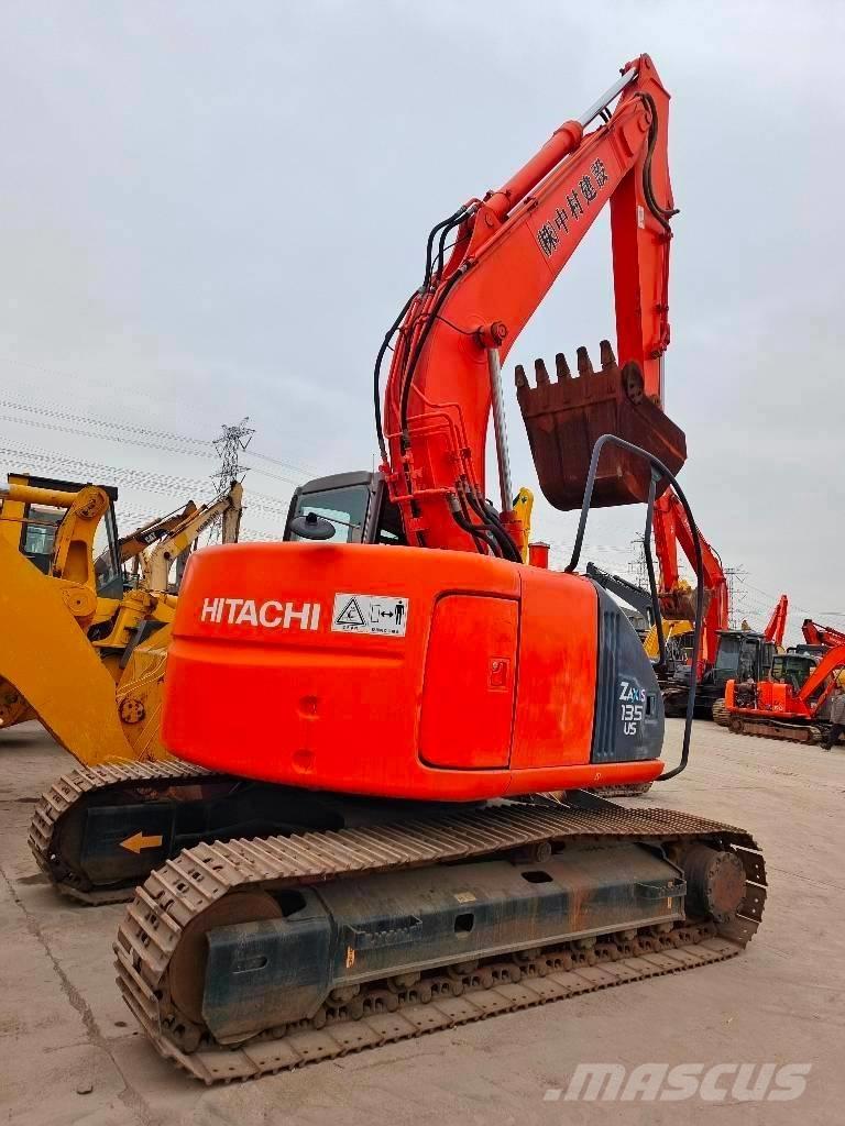 Hitachi ZX 135 US Pásové rýpadlá