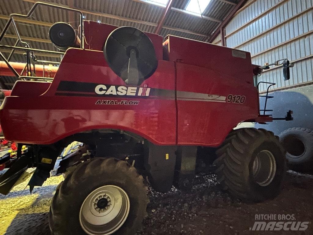 Case IH 9120 Kombinované zberacie stroje