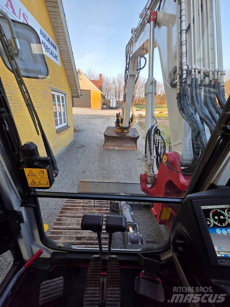 Takeuchi TB 2150 Pásové rýpadlá