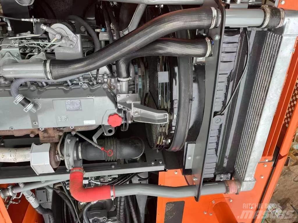 Hitachi ZX 350-3G Pásové rýpadlá