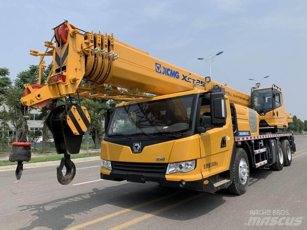 XCMG XCT25L5 Univerzálne terénne žeriavy