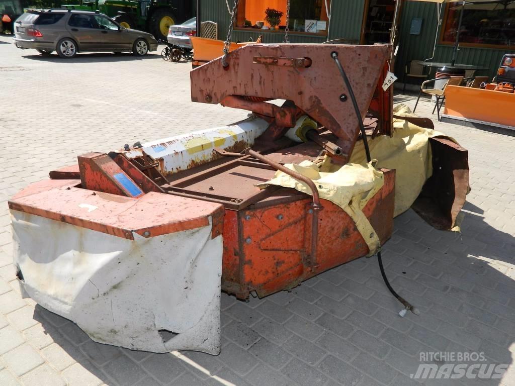 Kuhn 700F Žacie stroje