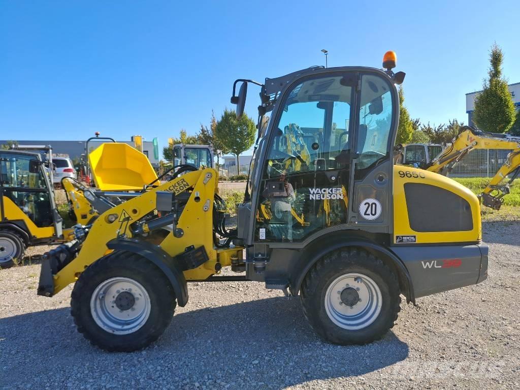 Wacker Neuson WL38 Kolesové nakladače