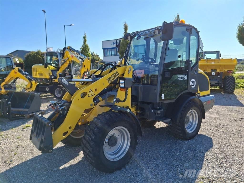 Wacker Neuson WL38 Kolesové nakladače