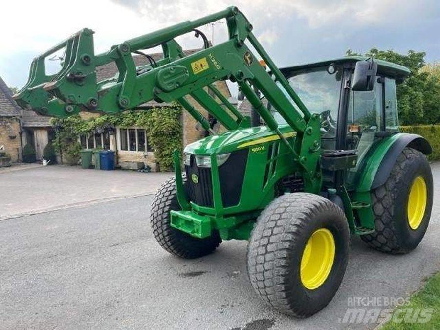John Deere 5100 M Traktory