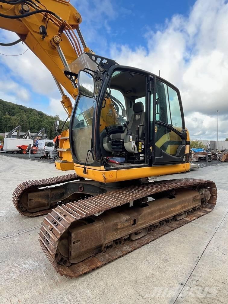 JCB JZ 235 LC Pásové rýpadlá
