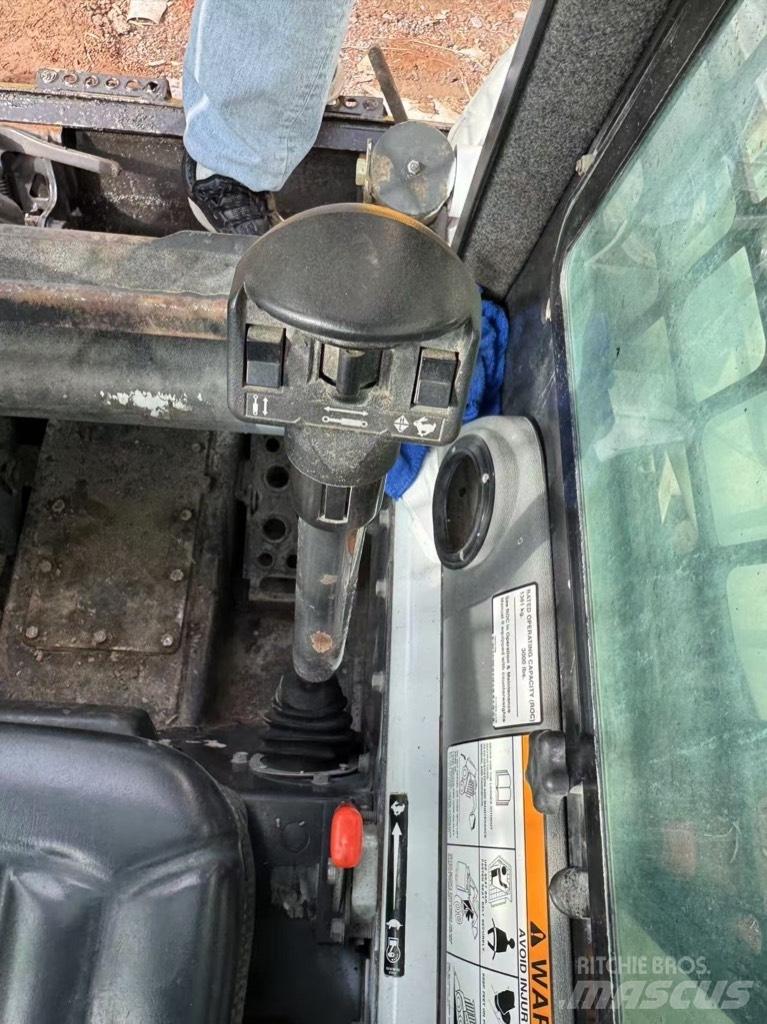 Bobcat S 300 Šmykom riadené nakladače