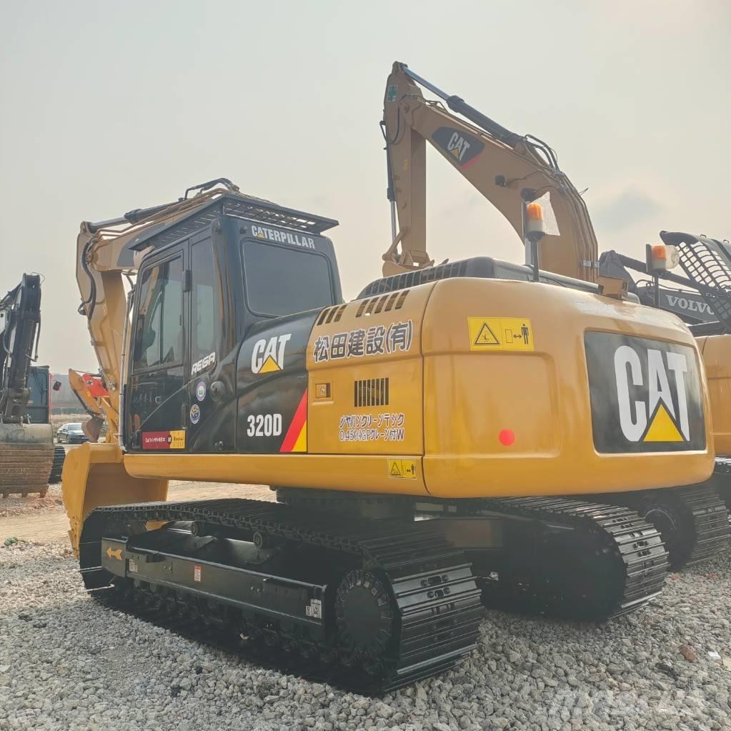 CAT 320D Pásové rýpadlá