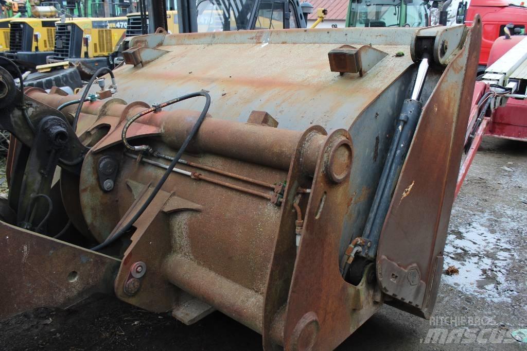 Volvo L 110 F Kolesové nakladače