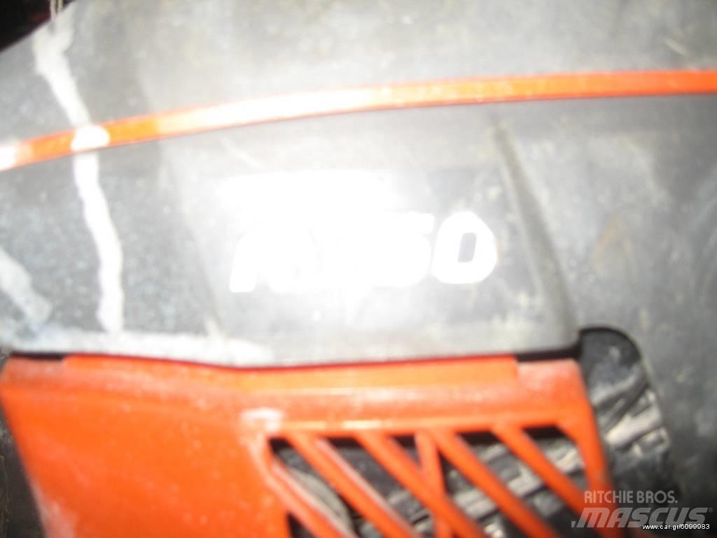 Husqvarna 350 xil Malé vŕtacie stroje