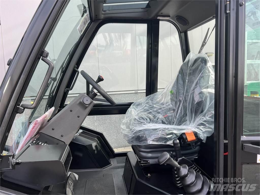 Manitou M30-4 Terénne vysokozdvižné vozíky