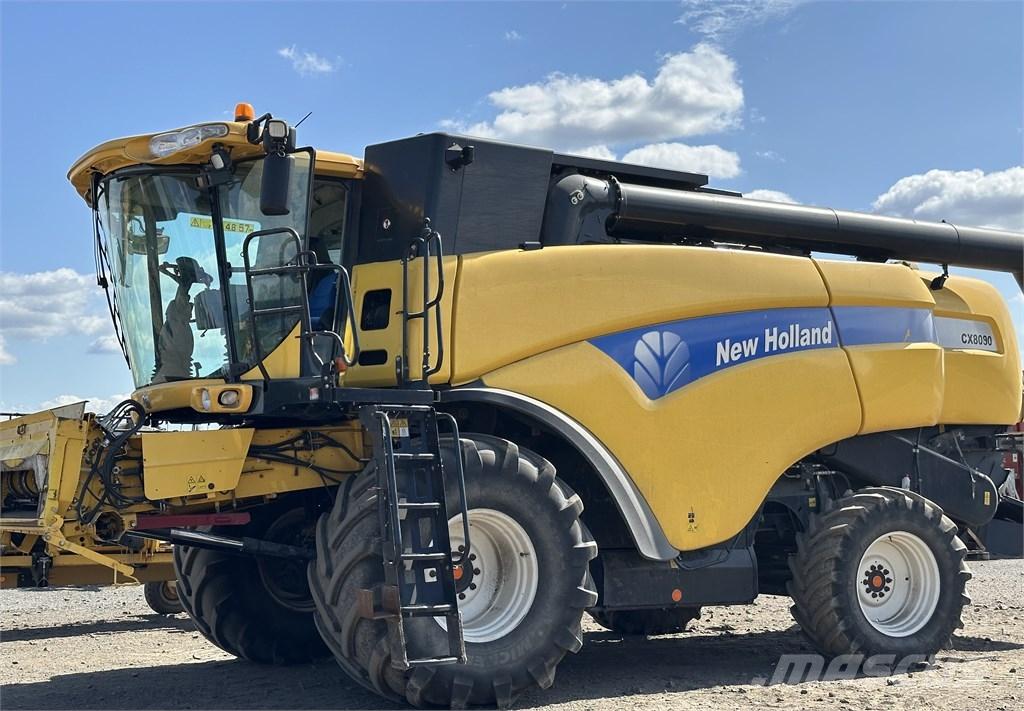 New Holland CX 8080 Kombinované zberacie stroje