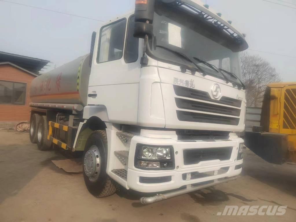 Shacman F3000 6x4 Cisterny na vodu