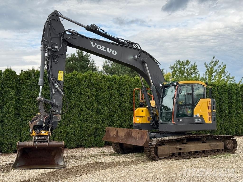 Volvo ECR 235 EL Pásové rýpadlá