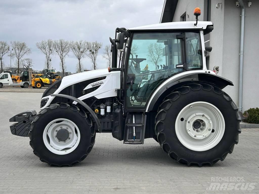 Valtra A 134 Traktory