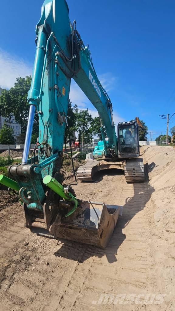 Kobelco SK 210 LC Pásové rýpadlá