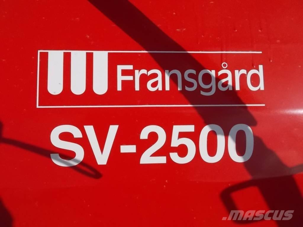 Fransgård SV 2500 Obracače a zhrabovače sena