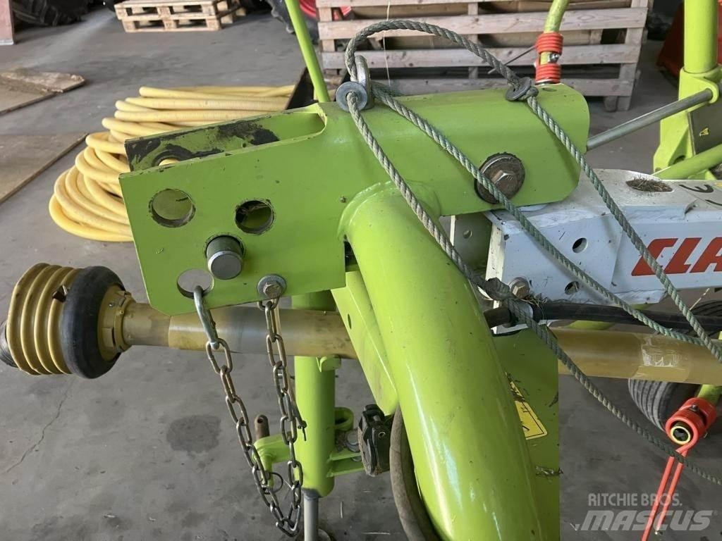 CLAAS VOLTO 64 Obracače a zhrabovače sena