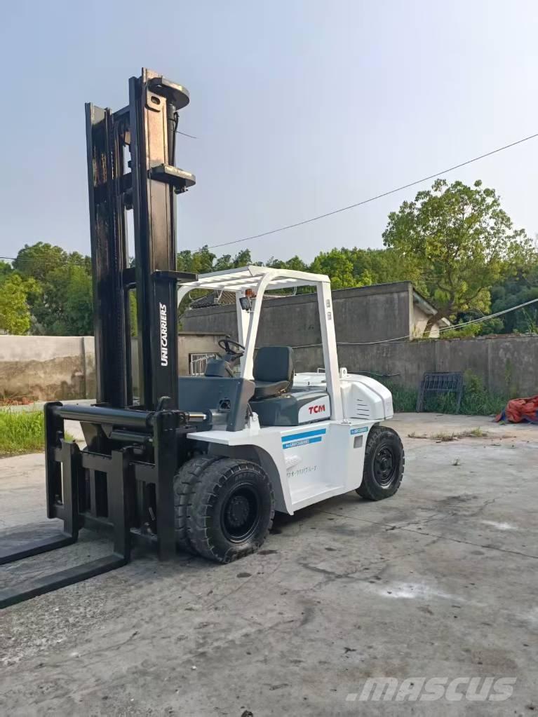 TCM FD 70 Z8 Skriňová nadstavba