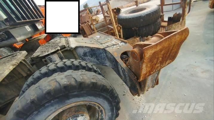 Hyundai HW 210 A Kolesové rýpadlá