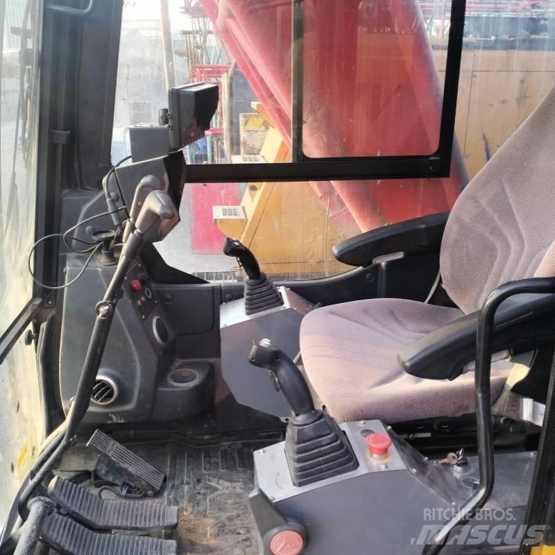 Sany SCC 600 A-6 Pásové žeriavy