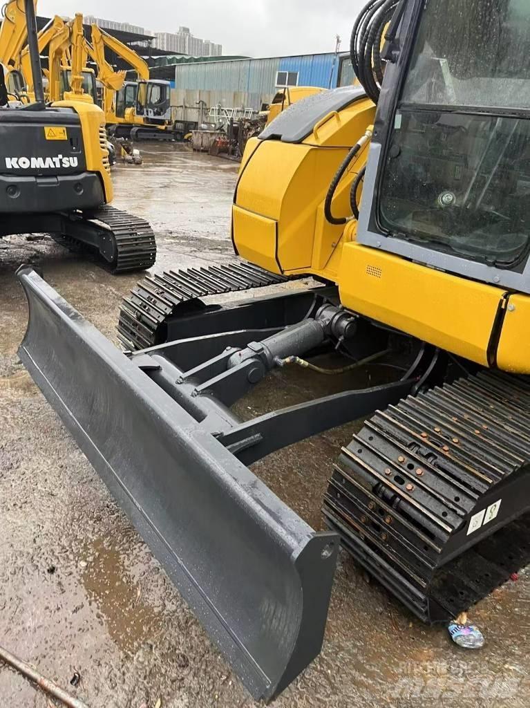 Komatsu PC 78 US Pásové rýpadlá