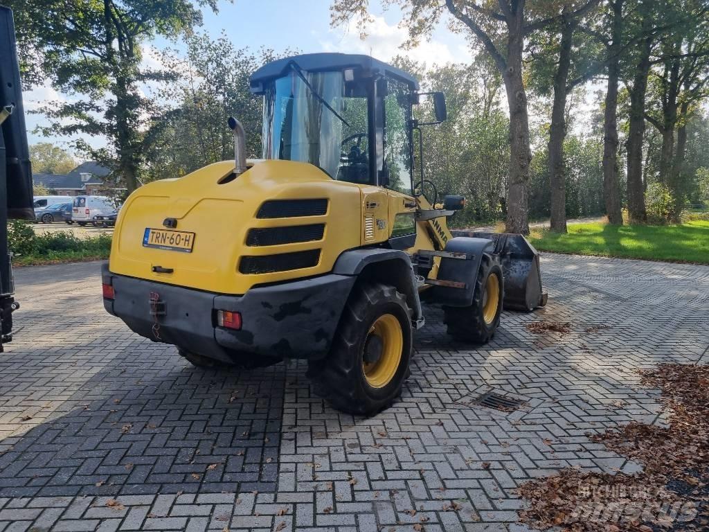 Yanmar V 120 Kolesové nakladače